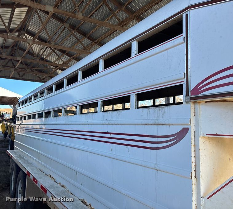 image for item DU6930 2014 Donahue SS-720-4N livestock trailer