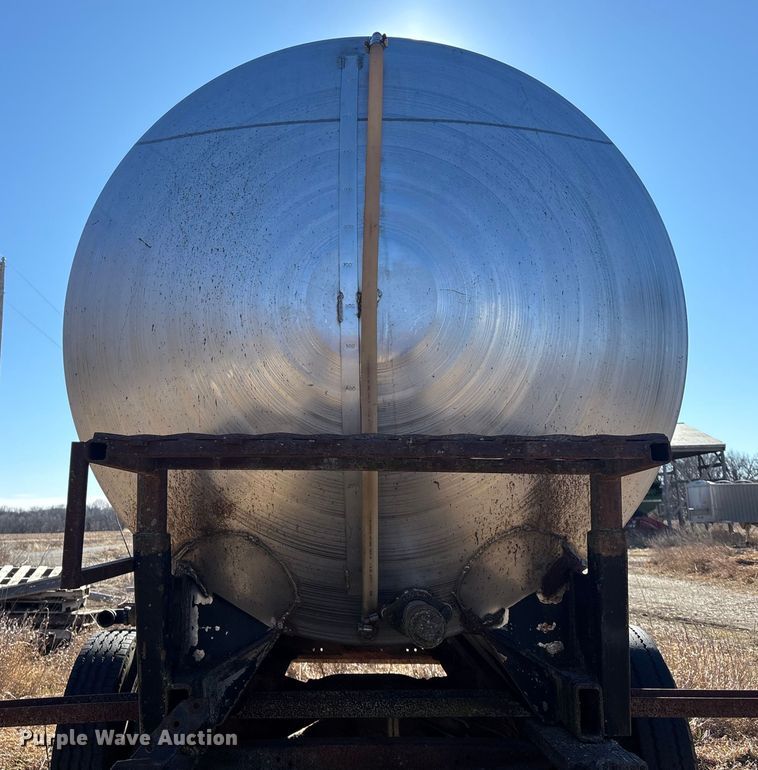 image for item DU6931 Fuel tank