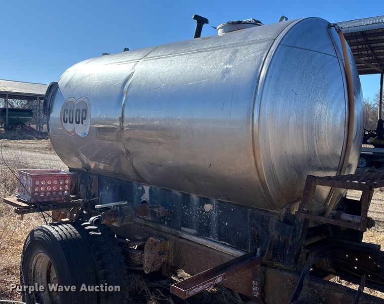 image for item DU6931 Fuel tank