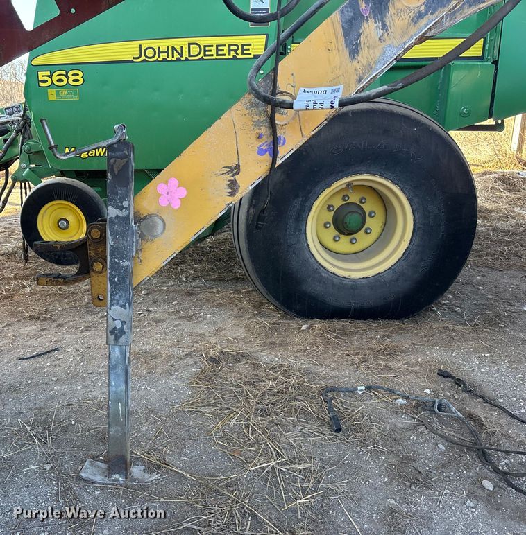 image for item DU6933 Vermeer R 2800 hay rake