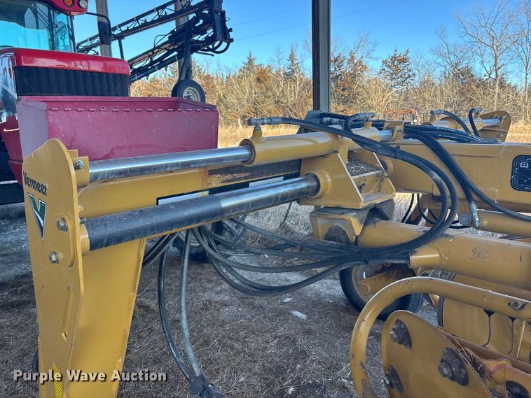 image for item DU6933 Vermeer R 2800 hay rake