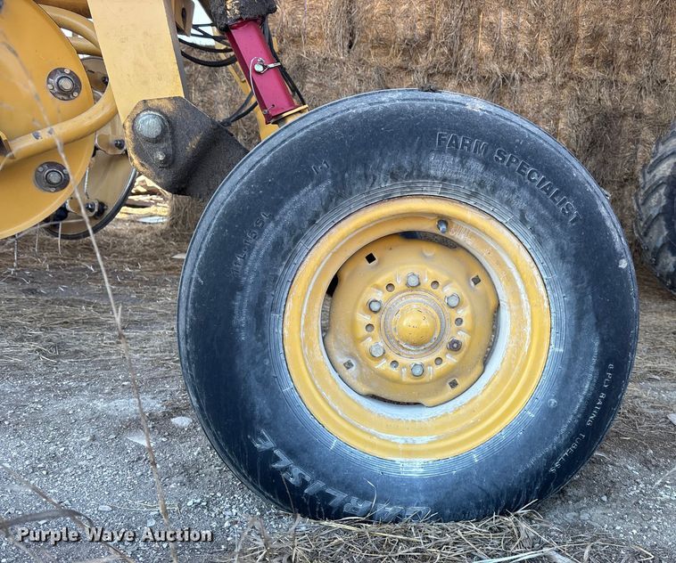 image for item DU6933 Vermeer R 2800 hay rake