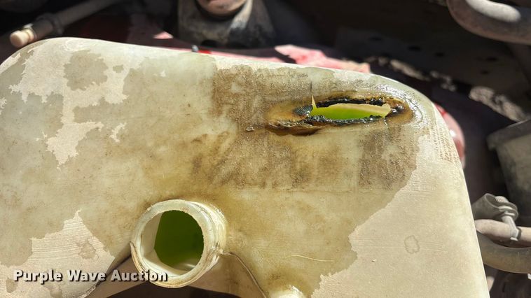 image for item DU6934 2001 Dodge Ram 2500 flatbed pickup truck