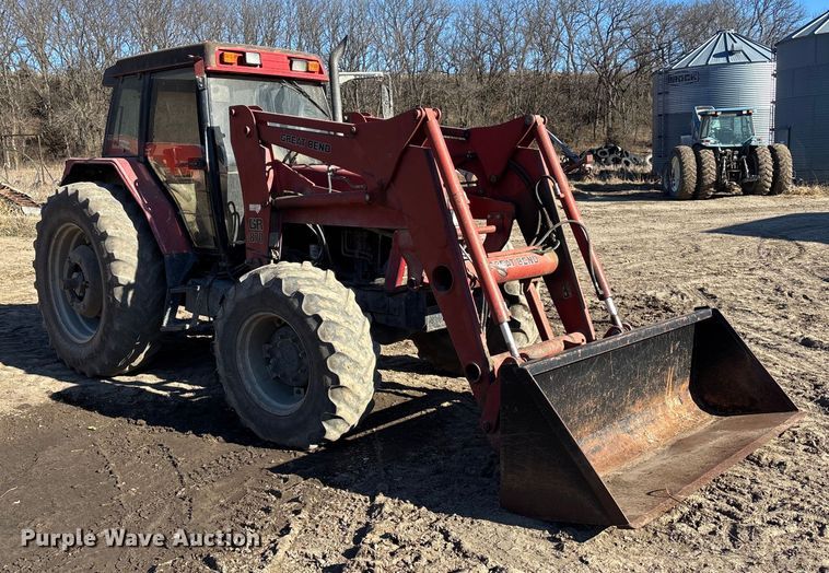 image for item DU6935 1996 Case IH 5240 MFWD tractor