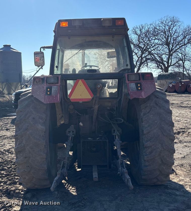 image for item DU6935 1996 Case IH 5240 MFWD tractor