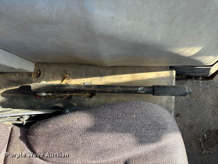 image for item DU6935 1996 Case IH 5240 MFWD tractor