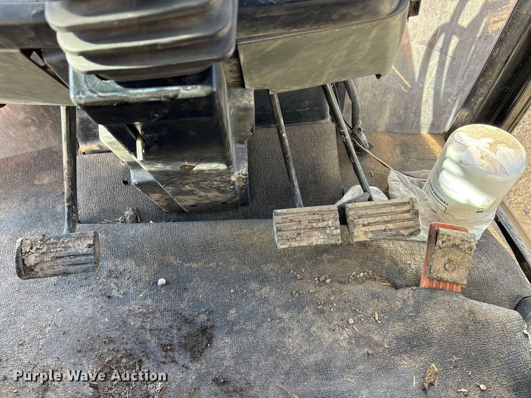 image for item DU6935 1996 Case IH 5240 MFWD tractor