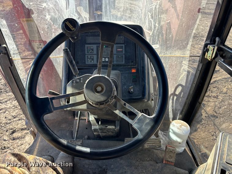 image for item DU6935 1996 Case IH 5240 MFWD tractor