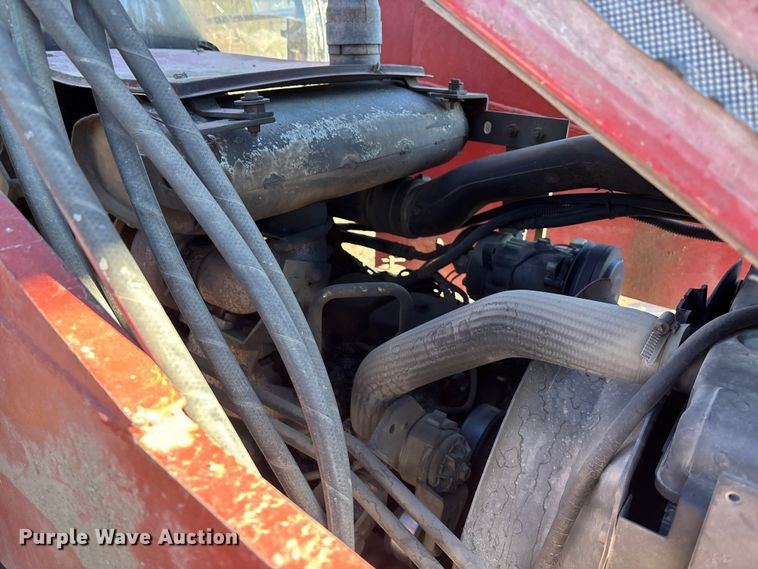 image for item DU6935 1996 Case IH 5240 MFWD tractor