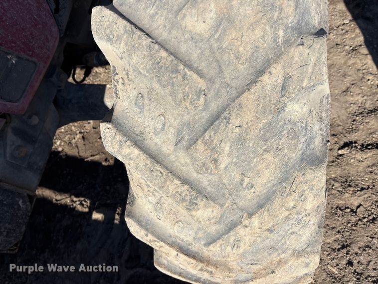 image for item DU6935 1996 Case IH 5240 MFWD tractor