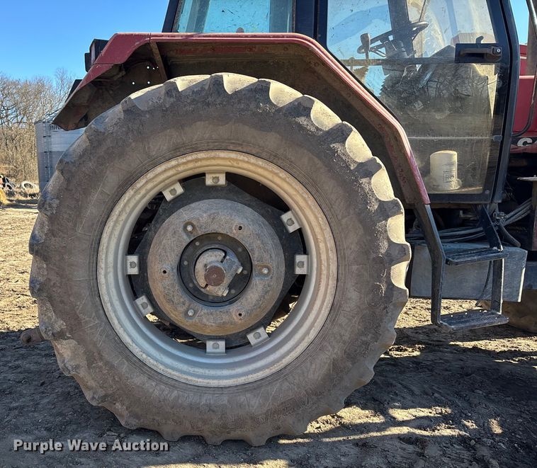 image for item DU6935 1996 Case IH 5240 MFWD tractor