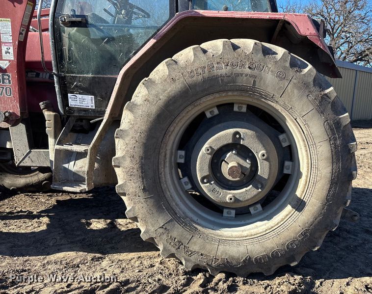 image for item DU6935 1996 Case IH 5240 MFWD tractor