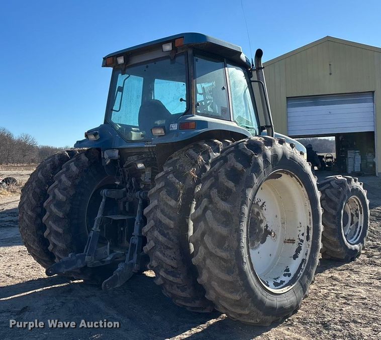 image for item DU6936 1997 New Holland 8870 MFWD tractor