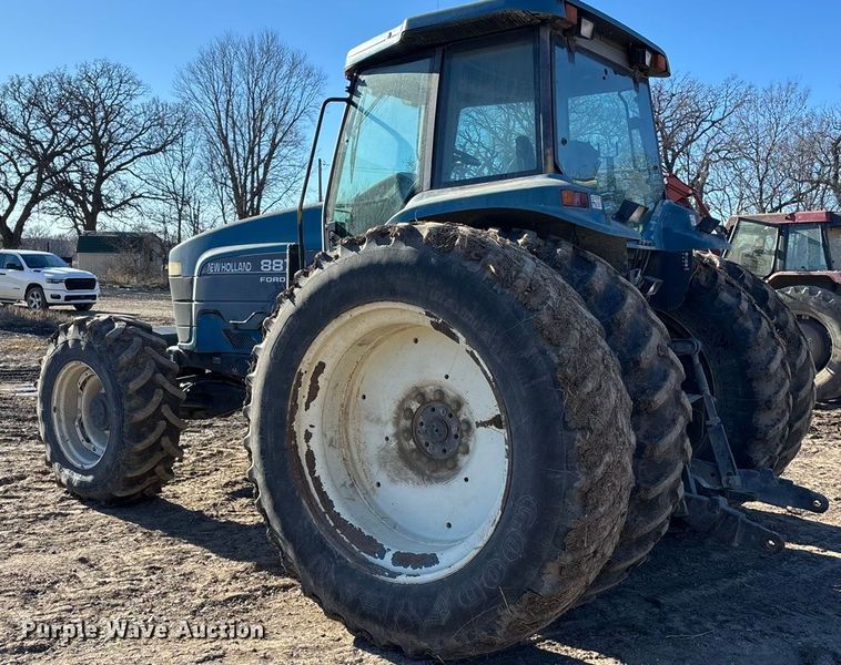 image for item DU6936 1997 New Holland 8870 MFWD tractor