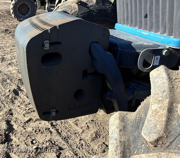 image for item DU6936 1997 New Holland 8870 MFWD tractor