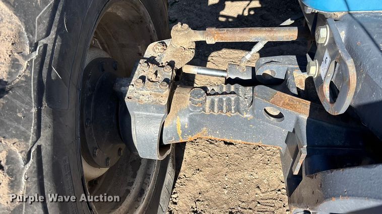 image for item DU6936 1997 New Holland 8870 MFWD tractor