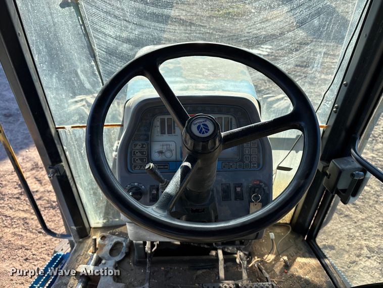 image for item DU6936 1997 New Holland 8870 MFWD tractor