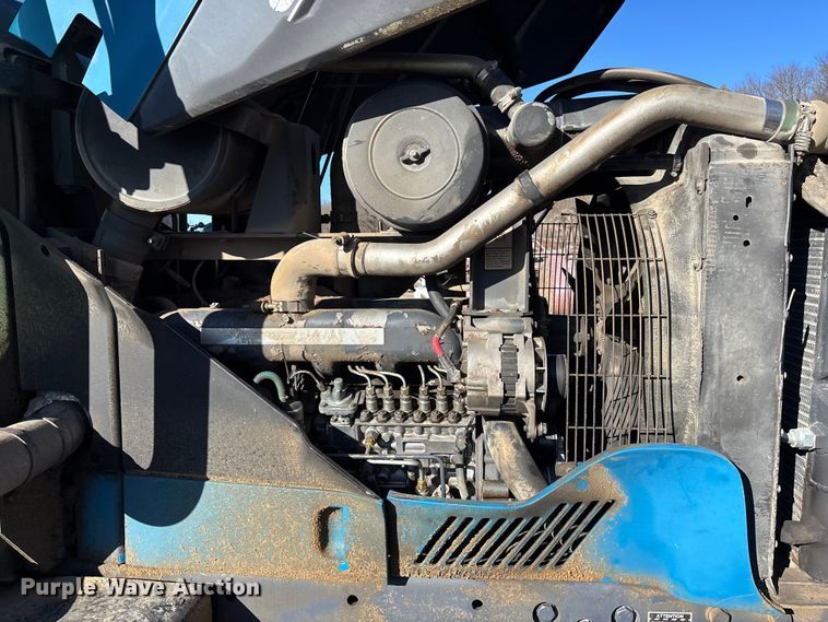 image for item DU6936 1997 New Holland 8870 MFWD tractor