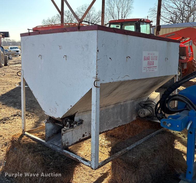 image for item DU6938 Trip Hopper range cube feeder