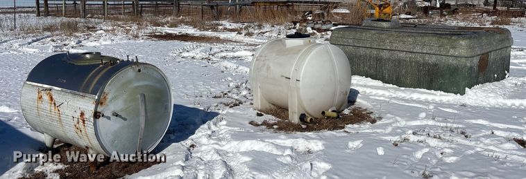 image for item DU6989 (3) tanks