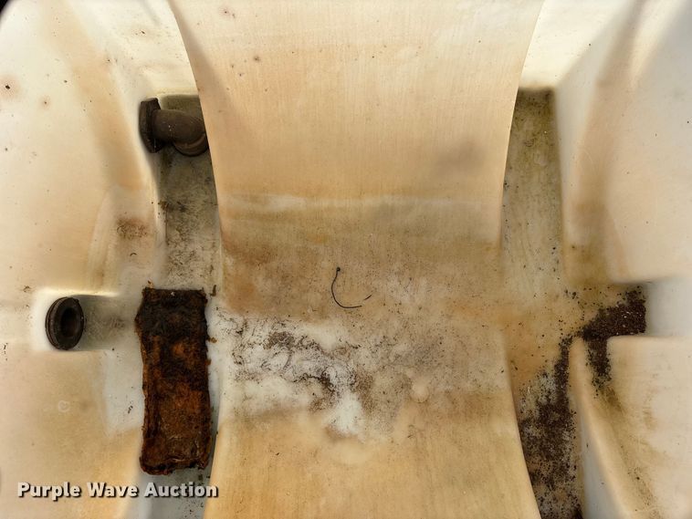 image for item DU6989 (3) tanks