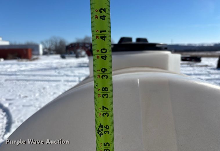 image for item DU6989 (3) tanks