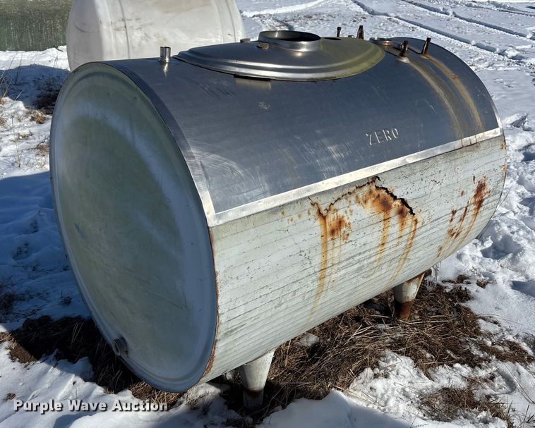 image for item DU6989 (3) tanks