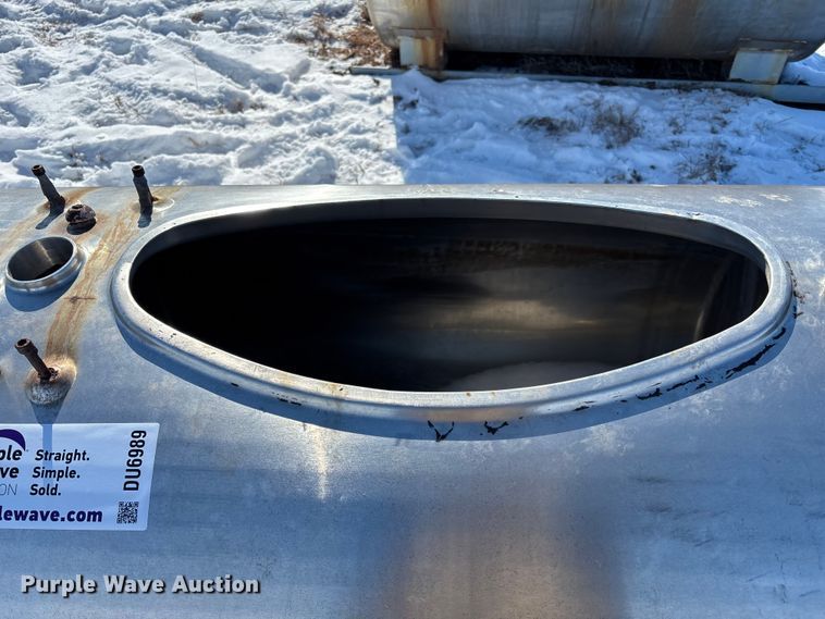 image for item DU6989 (3) tanks