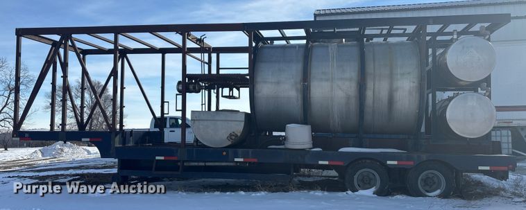 image for item DU6992 1961 Stan LB32 mixing trailer