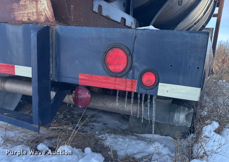 image for item DU6992 1961 Stan LB32 mixing trailer