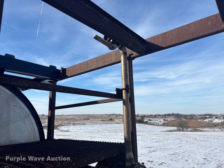 image for item DU6992 1961 Stan LB32 mixing trailer