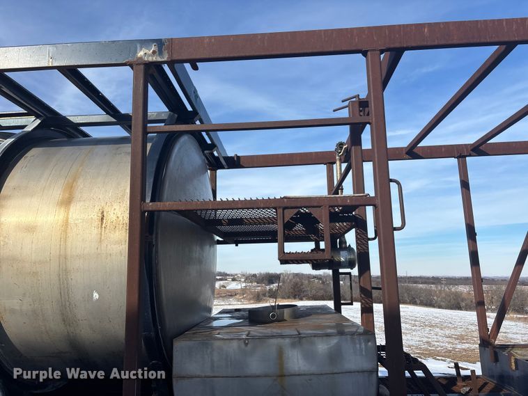 image for item DU6992 1961 Stan LB32 mixing trailer