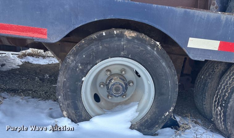 image for item DU6992 1961 Stan LB32 mixing trailer