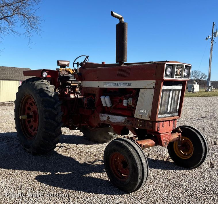 image for item DW7391 International Harvester 966 Farmall tractor