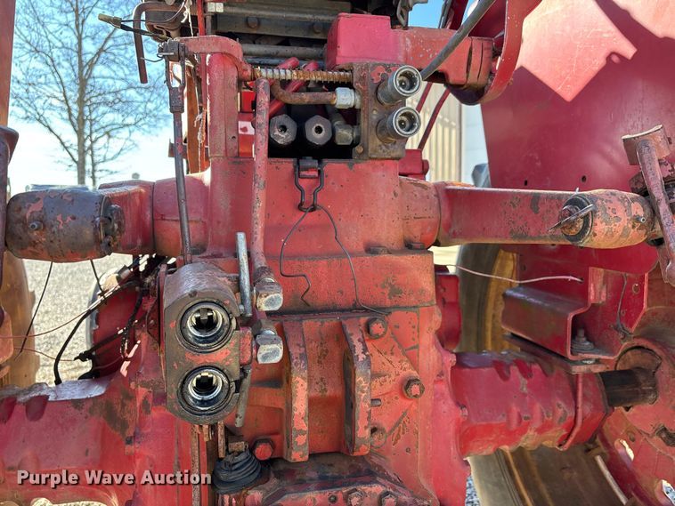image for item DW7391 International Harvester 966 Farmall tractor