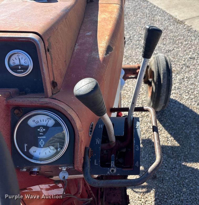 image for item DW7391 International Harvester 966 Farmall tractor