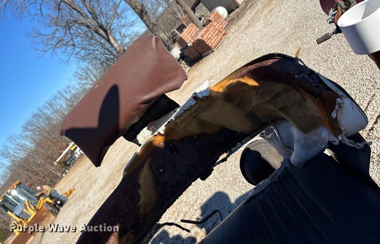 image for item DW7391 International Harvester 966 Farmall tractor