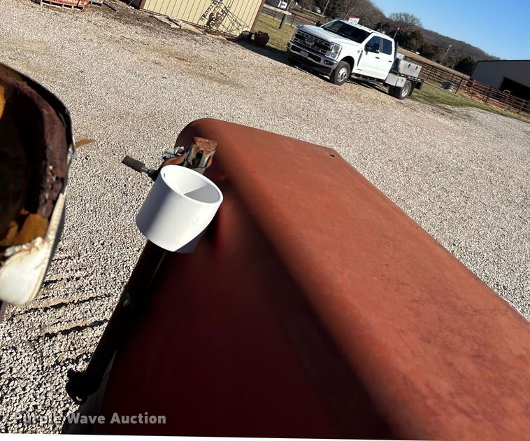 image for item DW7391 International Harvester 966 Farmall tractor