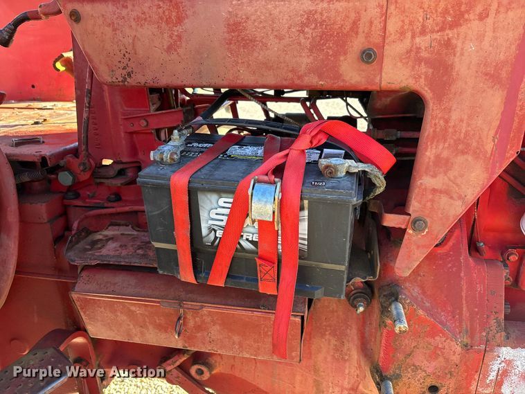 image for item DW7391 International Harvester 966 Farmall tractor