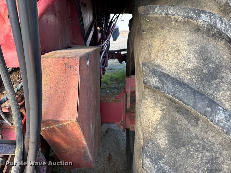 image for item DW7403 1989 Case IH 1660 RWA combine