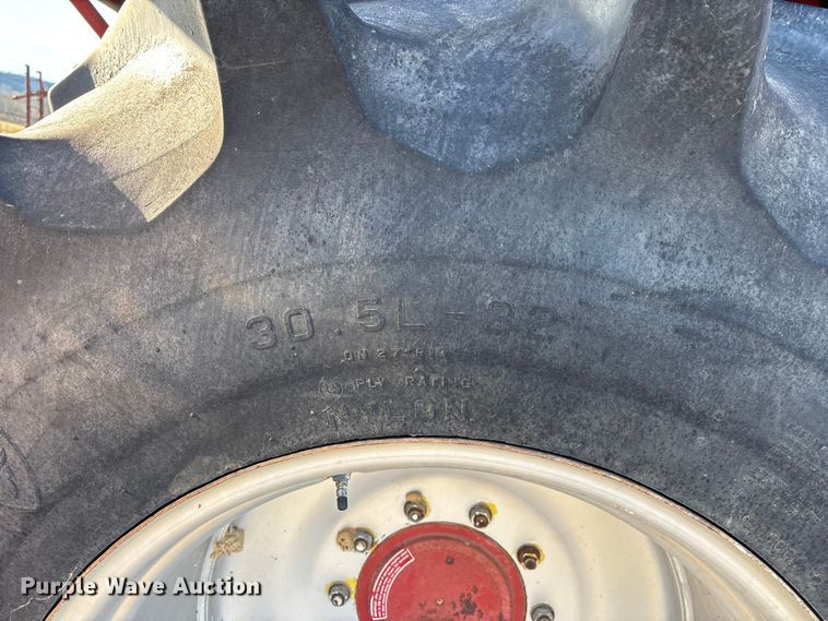 image for item DW7403 1989 Case IH 1660 RWA combine