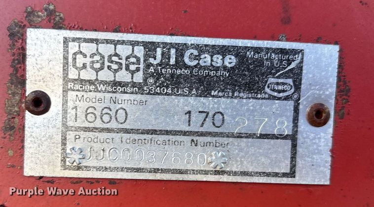 image for item DW7403 1989 Case IH 1660 RWA combine