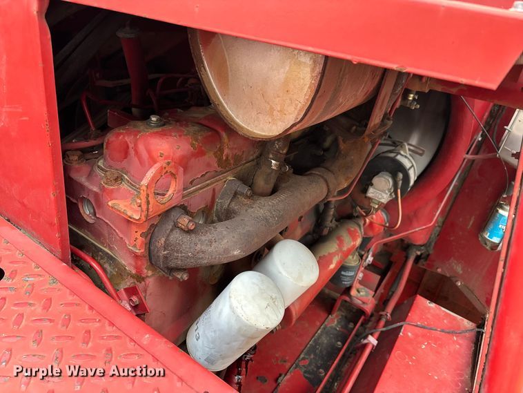 image for item DW7404 1986 Case IH 1660 RWA combine