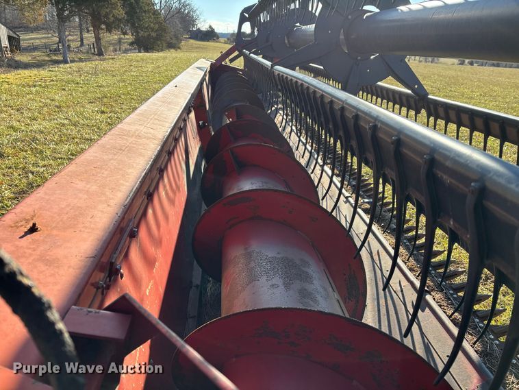 image for item DW7405 Case IH 1020 flex head