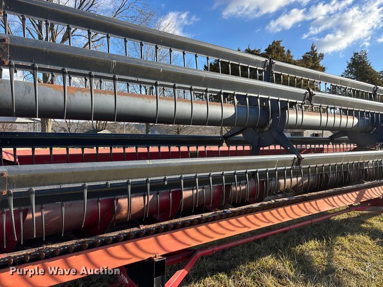 image for item DW7405 Case IH 1020 flex head