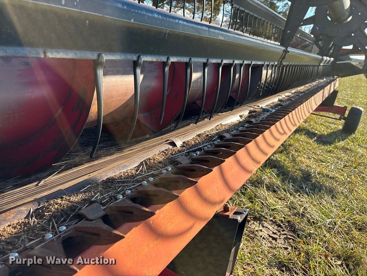 image for item DW7405 Case IH 1020 flex head