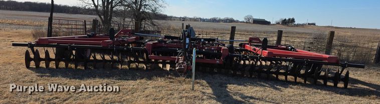 image for item DZ3800 Case IH RMX340 tandem disk