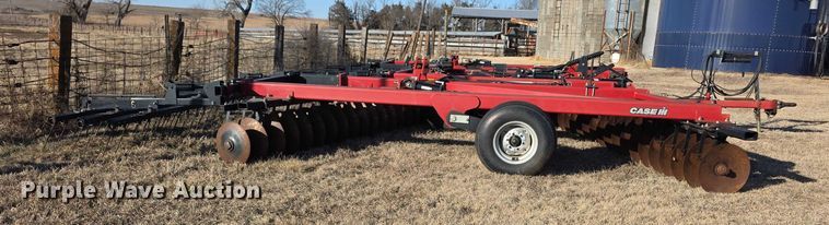 image for item DZ3800 Case IH RMX340 tandem disk