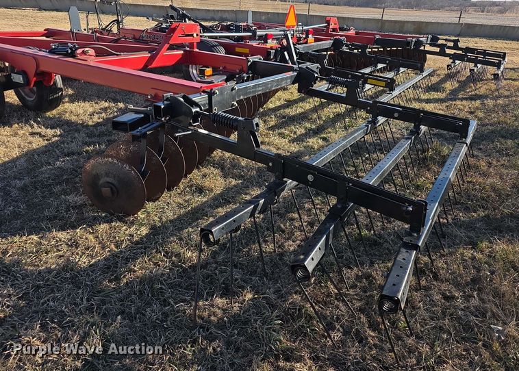image for item DZ3800 Case IH RMX340 tandem disk