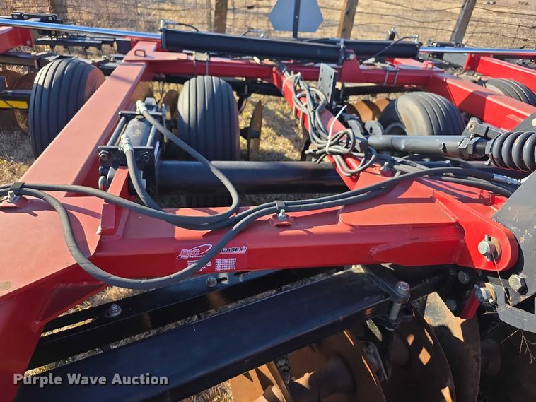 image for item DZ3800 Case IH RMX340 tandem disk